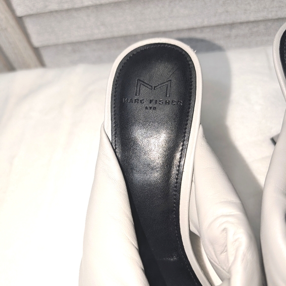 New Marc Fisher Ltd Womens Gray Dellian Toe Slip On Leather Heeled Sandal - Picture 3 of 8